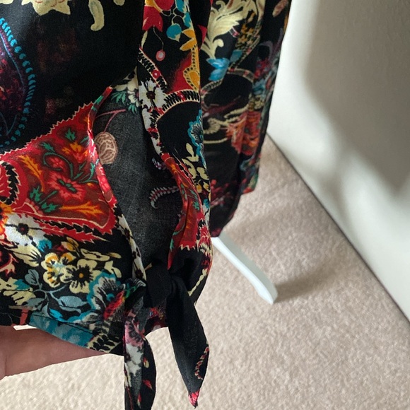 Roz &Ali ladies multi color tunic size XL,3/4 tie sleeve, high low hemline - Picture 3 of 8
